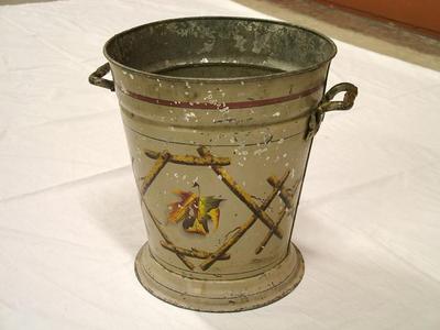 Pail, Chamber