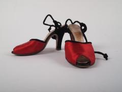 Shoes (1 Pr.)