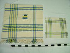 Luncheon Set (6 Napkins, 1 Tablecloth)