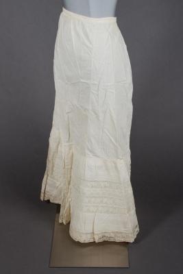 Underskirt