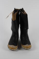 Boots (1 Pr.)