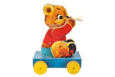 Teddy Tooter Pull Toy