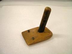 Scraper, Cabinet