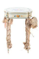 Powder Box Table