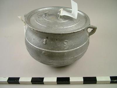 Kettle With Lid