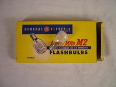 Camera, General Electric Power Mite M2 Flashbulbs