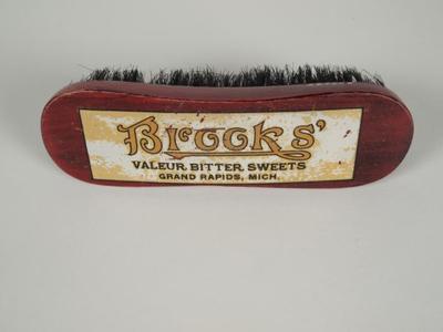 Brush, Clothes