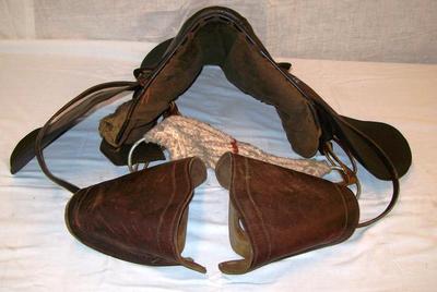 Saddle, Military
