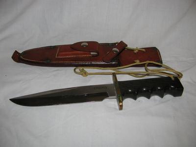 Randall Made Knife, Model 14 Attack / Leather Sheath with Hone