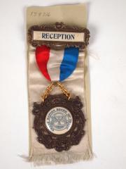 Souvenir Badge, Reception