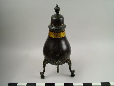 Urn