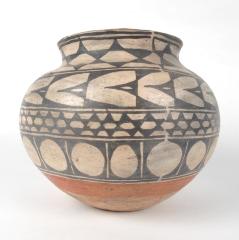 Tinaja Vase Or Jar