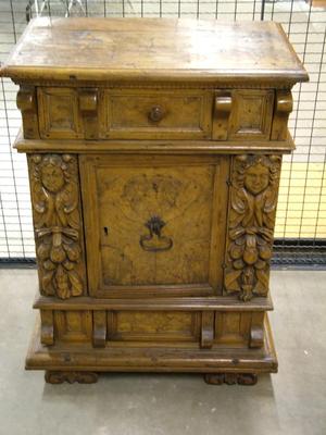 Sideboard