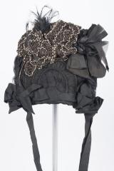 Mourning Bonnet