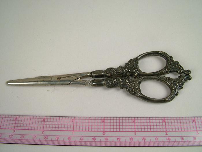 Scissors