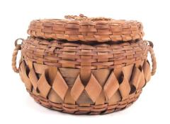 Lidded Basket With Diamond Weave Detail