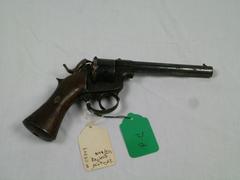 Revolver, Raphael Revolver