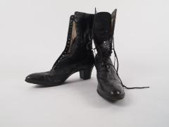 Boots, Woman's