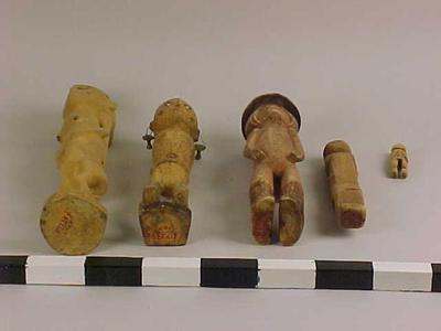 Figurines (5)