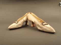 Shoes, Woman's