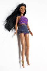Asian Female Doll, Kira And Clothing