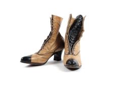 Herpolsheimers Tan And Black Ladies Boots