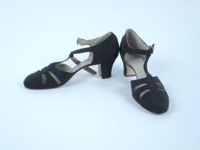 Black Cut-out Toe T-strap Heel
